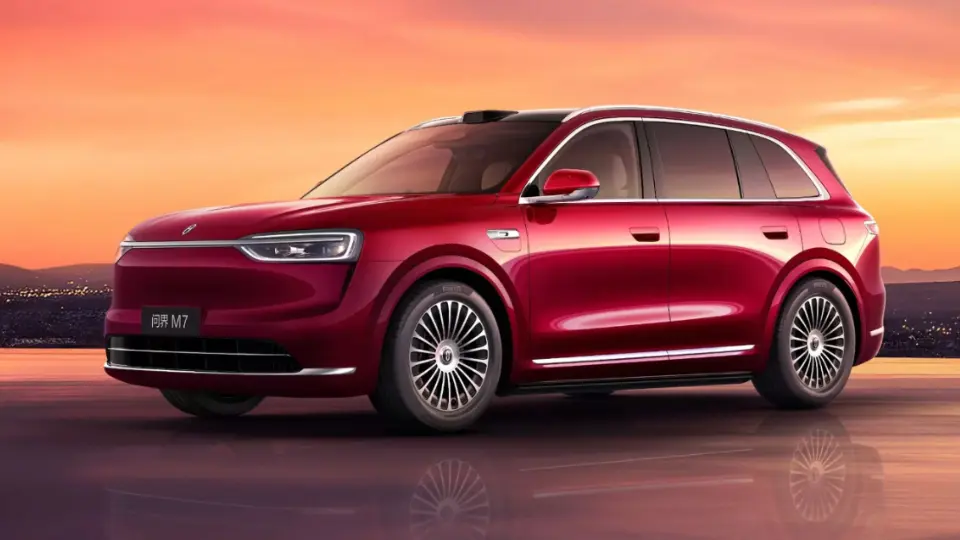 نسل دوم آيتو M7