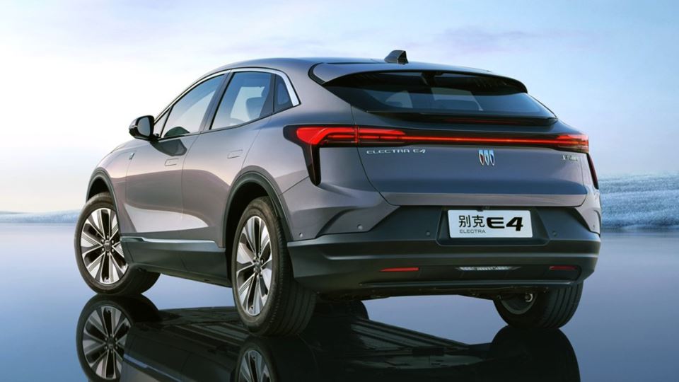 بیوک الکترا E4