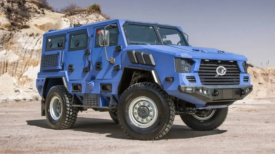 پارامونت ماتلا 4×4