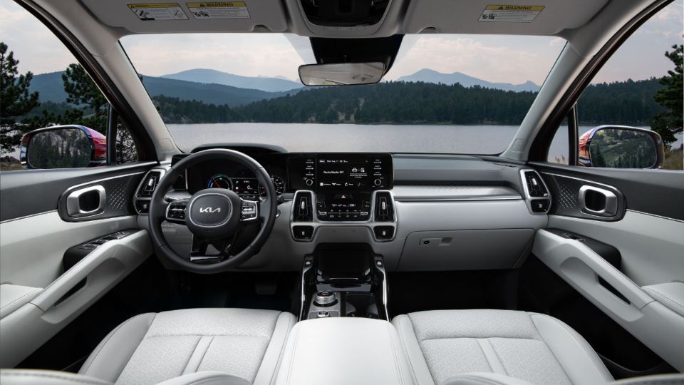 کیا سورنتو هیبرید 2024