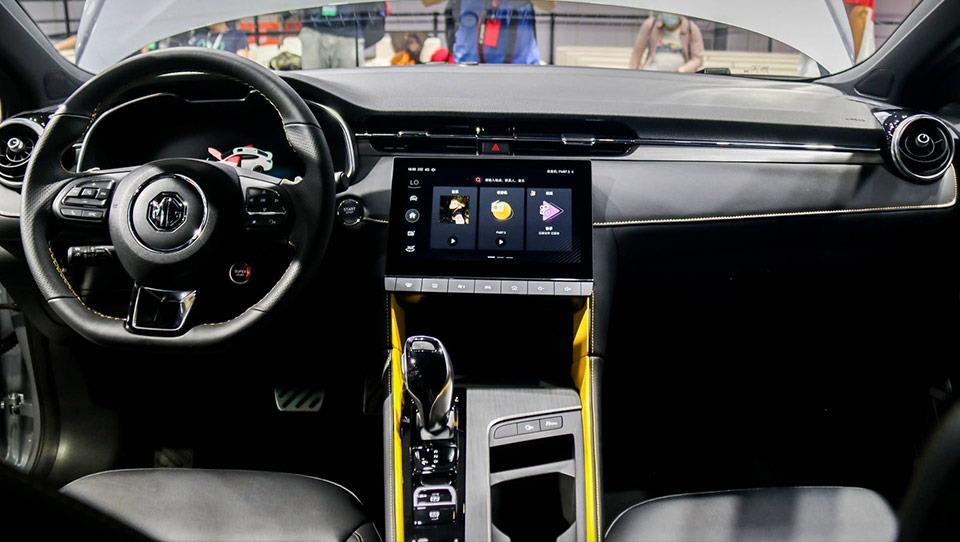 کابین ام‌جی 6 پلاگین هیبرید