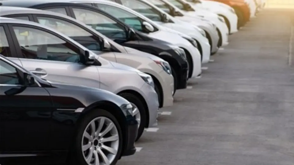 تردد خودروهاي خارجي در منطقه ماکو آزاد شد