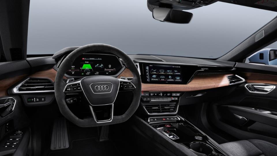 طراحی کابین آئودی ای-ترون GT