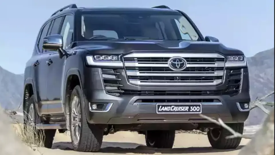 آغاز واردات تويوتا لندکروزر سري 300 و نيسان پاترول 2026 به ايران