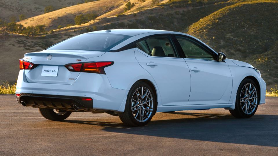 نیسان آلتیما 2023