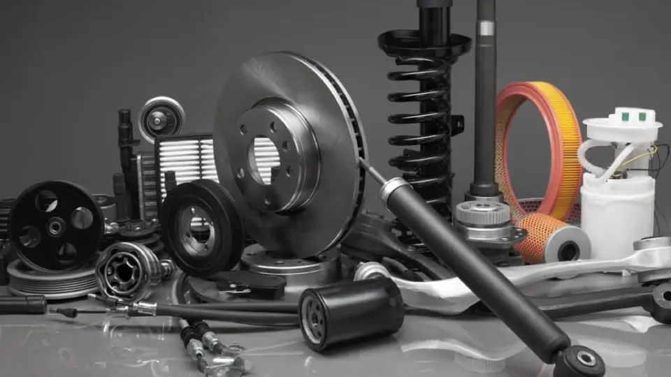 چرا قطعات خودروهاي چيني کمياب و گران است؟