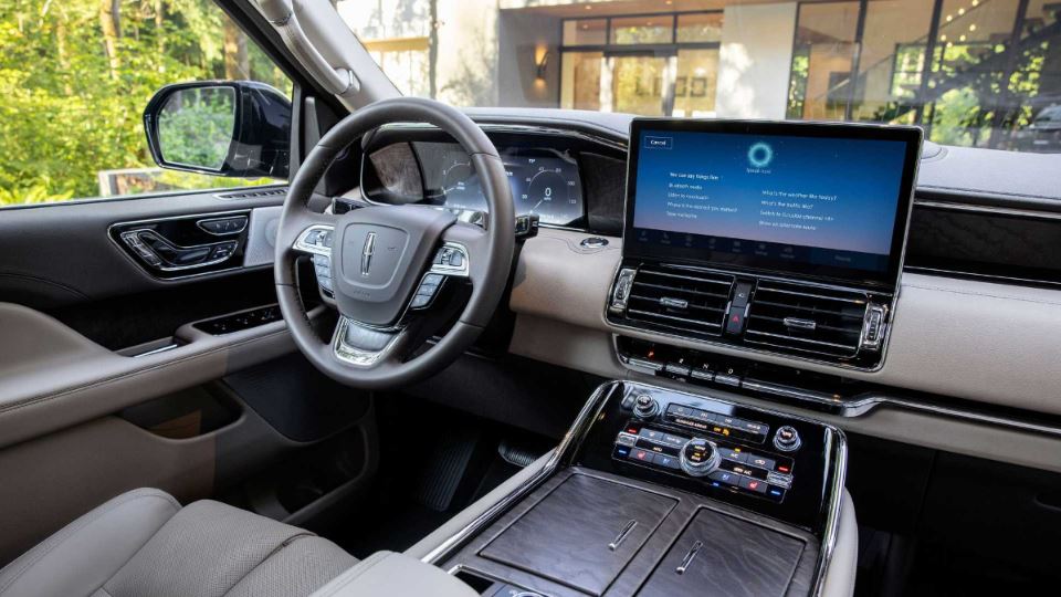 لینکلن نویگیتور 2022