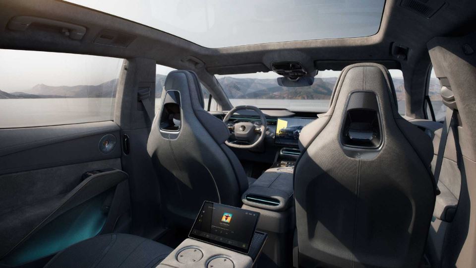 شاسی‌بلند برقی Lotus Eletre لوتوس الترا