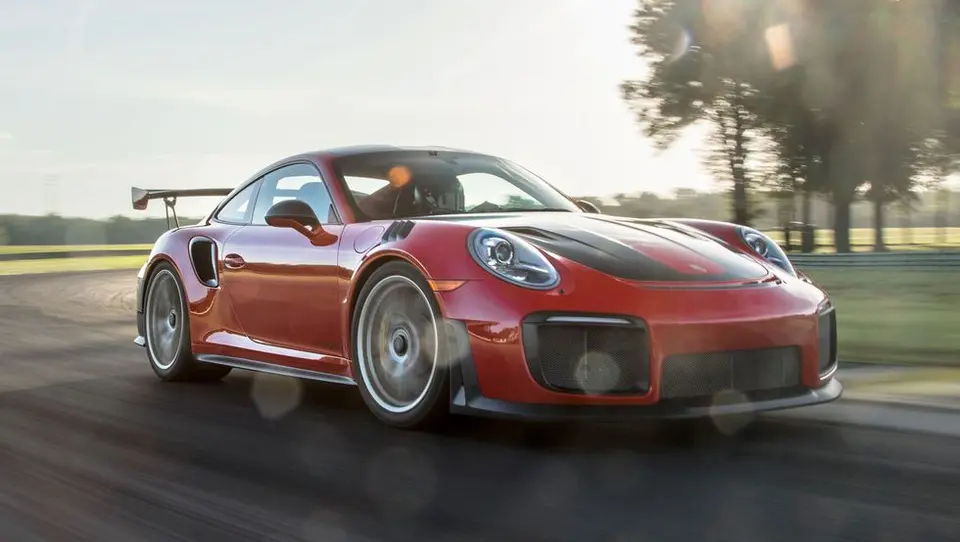 8 - پورشه 911 GT2 RS مدل 2018 – 2.5 ثانیه