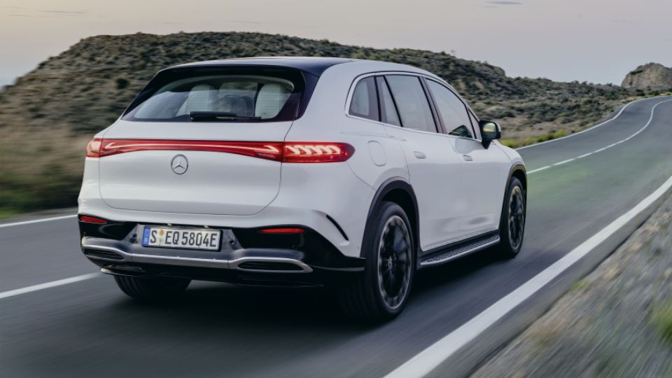 مرسدس بنز EQS شاسی‌ بلند - 2023 Mercedes Benz EQS SUV 