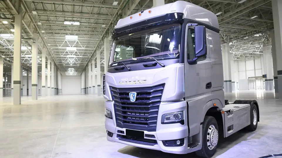 کشنده آکتروس 1955 رخش خودرو