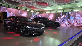 بررسی وویا پشن سروش موتور  (Voyah Passion EREV)