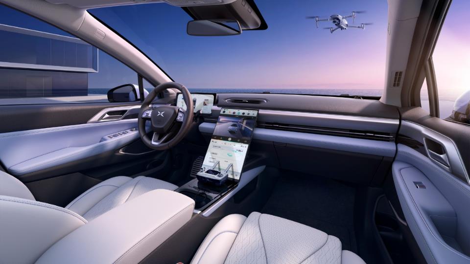 کابین سدان برقی ایکس‌پنگ P5