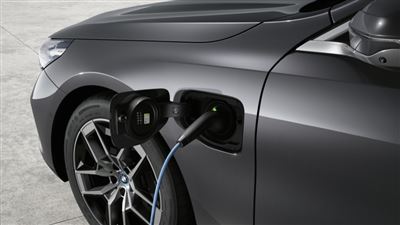 ب‌ ام‌ و سری 5 مدل 2024