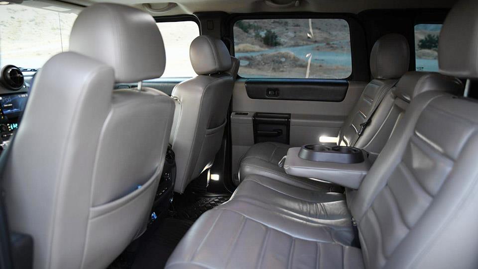 صندلی های ردیف عقب هامر H2