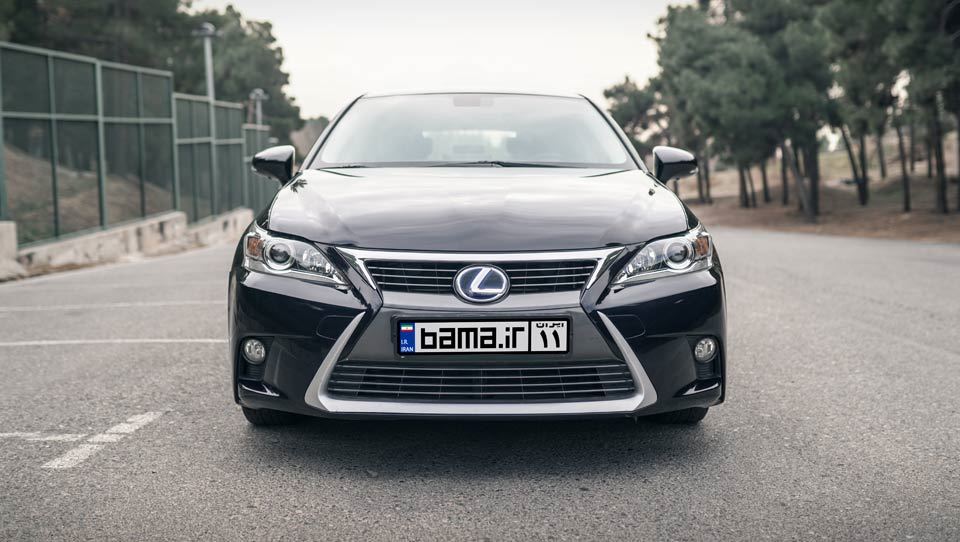 طراحی لکسوس CT200h