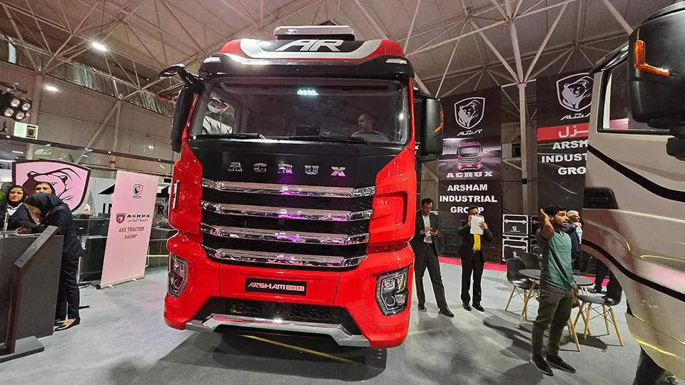 بررسي کاميون کشنده آکروکس آرشام ديزل