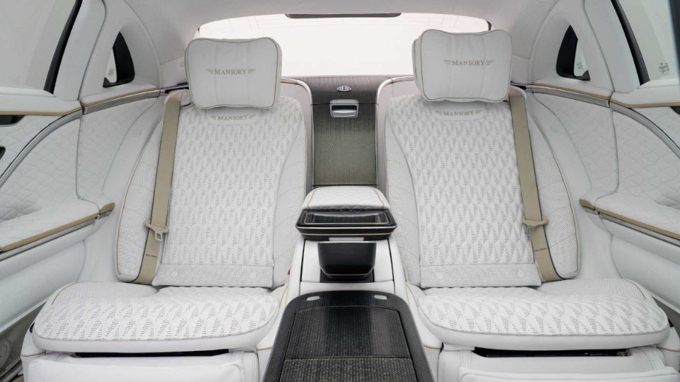 مرسدس-می‌باخ S با تیونینگ منصوری