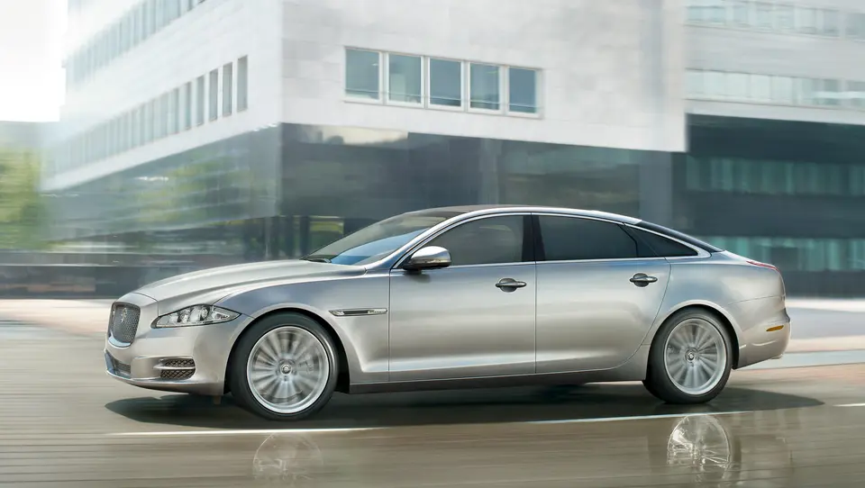 جگوار XJ سنتینل