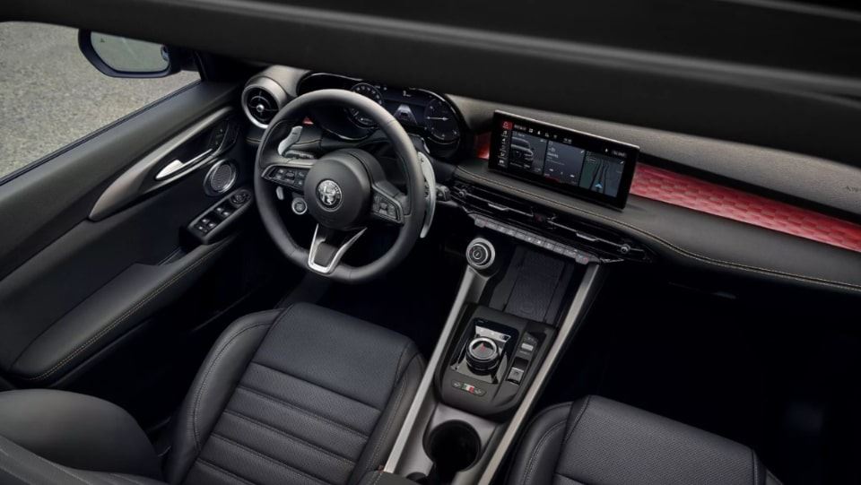 معرفی آلفارومئو توناله 2025