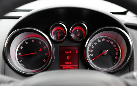مشخصات فنی astrasedan1.4l