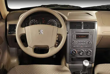 مشخصات فنی 405gli
