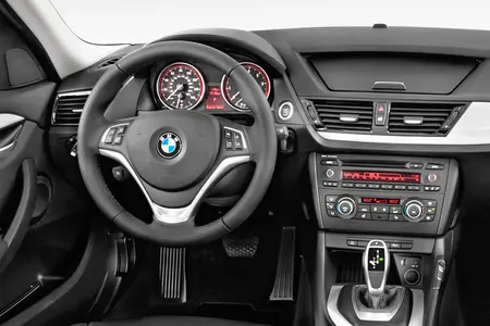 مشخصات فنی x118