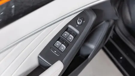 مشخصات فنی shinemaxhybrid1.5literturbo