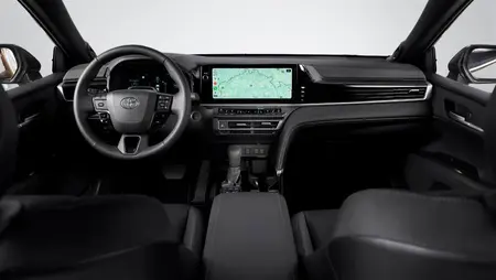 مشخصات فنی camryhybrid2.5literlumiere