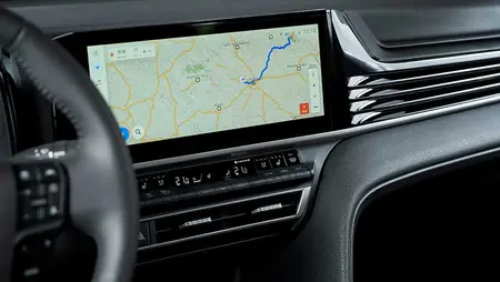 مشخصات فنی camryhybrid2.5literlumiere