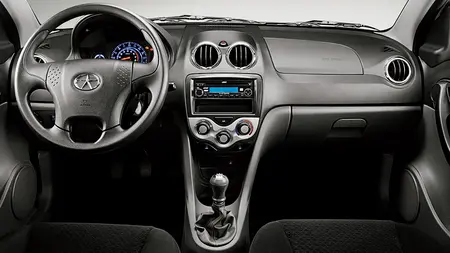 مشخصات فنی j3hatchback