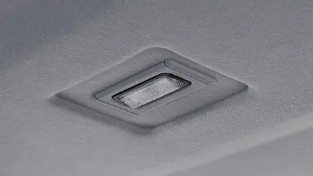 مشخصات فنی 4door1.7liter