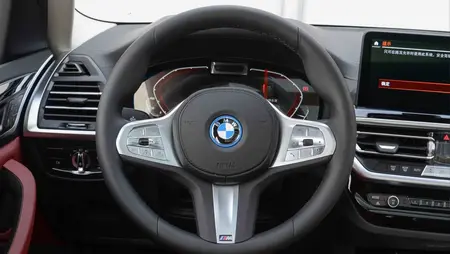 مشخصات فنی ix3creative