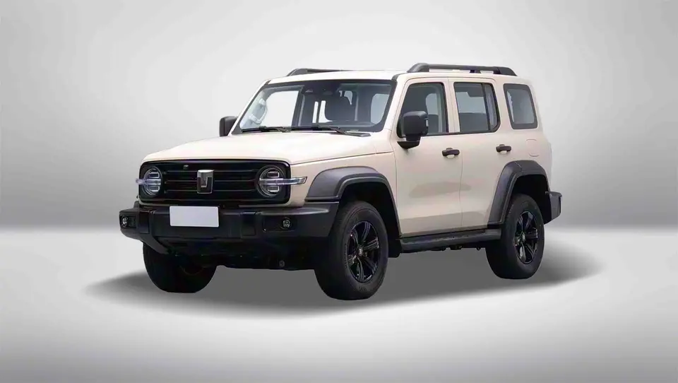 تانک 300 مونتاژی 2.0 لیتر توربو