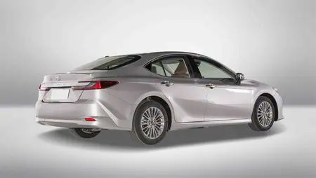 مشخصات فنی camry2.0liter