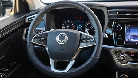مشخصات فنی newkorando1.5literturboawd