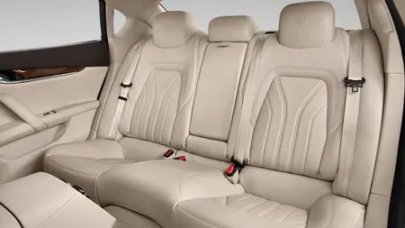 مشخصات فنی quattroportes