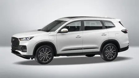 مشخصات فنی tiggo8prohybrideplus