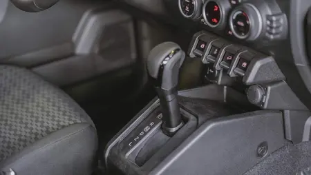 مشخصات فنی jimny5door1.5liter