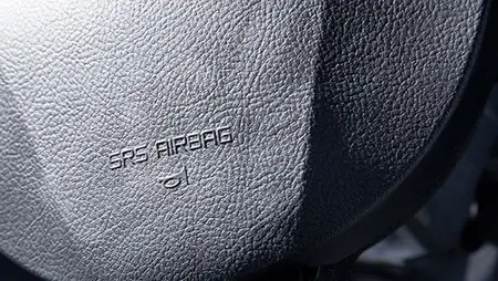 مشخصات فنی 2door1.7liter