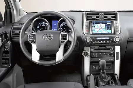 مشخصات فنی prado4doors6cylinder