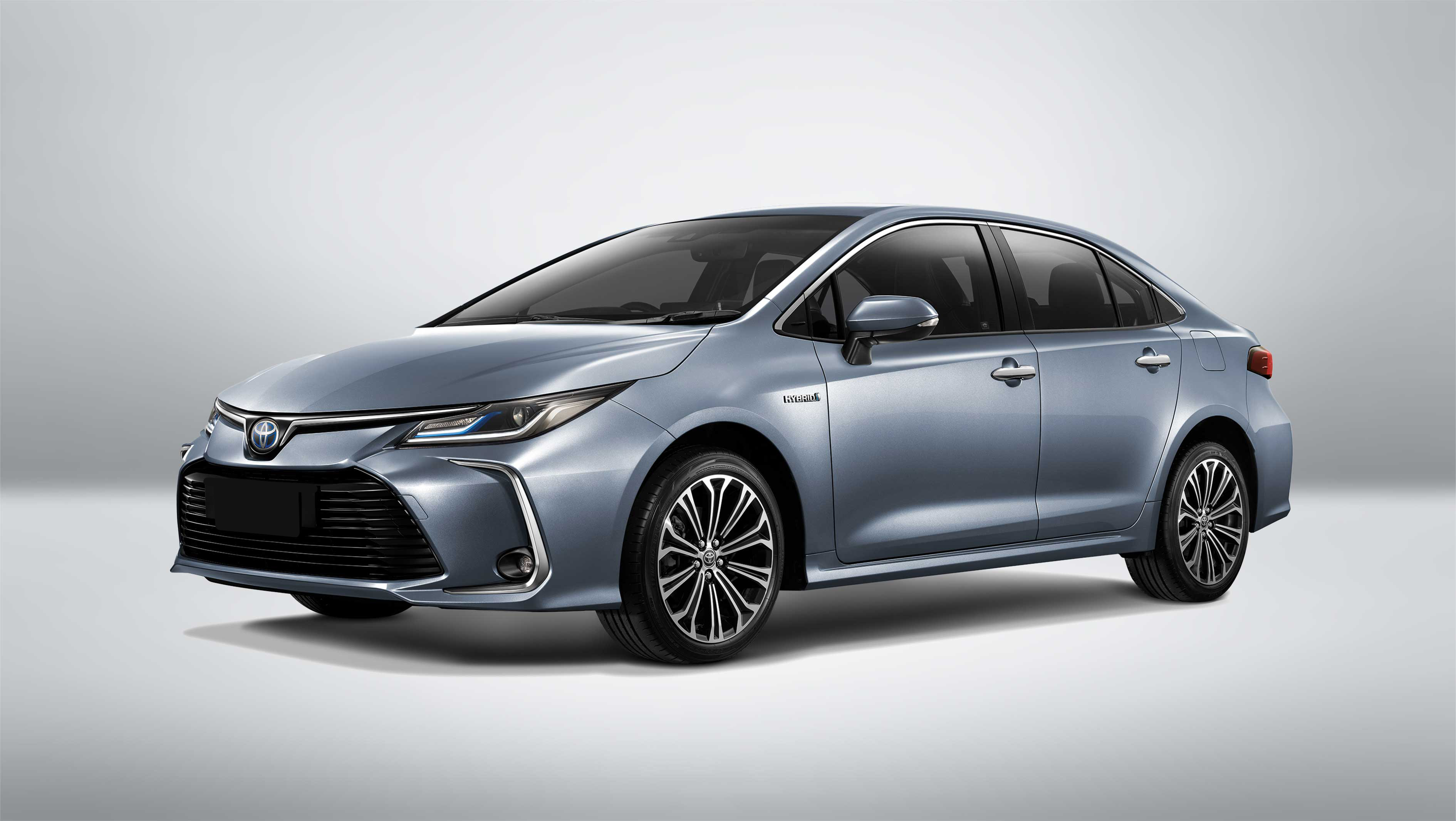 تویوتا کرولا هیبرید 1.8 لیتر پایونیر