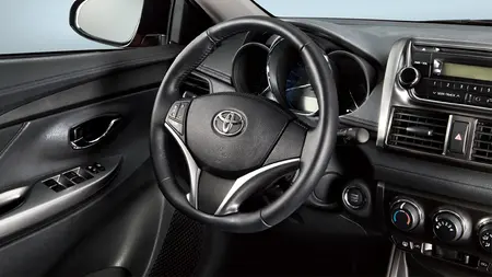 مشخصات فنی yaris1.5liter