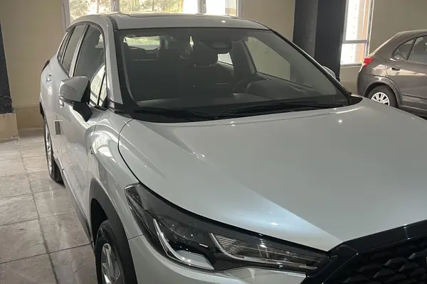 تویوتا، کرولا کراس هیبرید