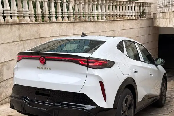 فولکس، آی دی یونیکس