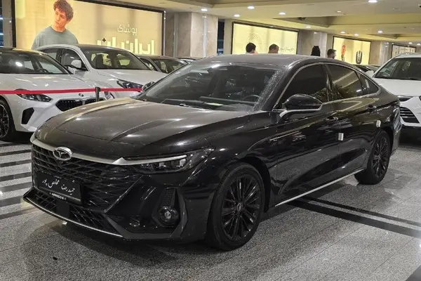 فونیکس  آریزو 8 (Z8)