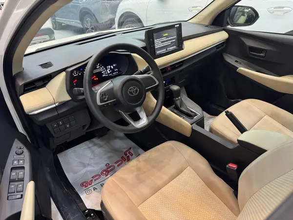 تویوتا، یاریس صندوق دار