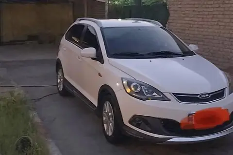 ام وی ام، 315هاچ بک