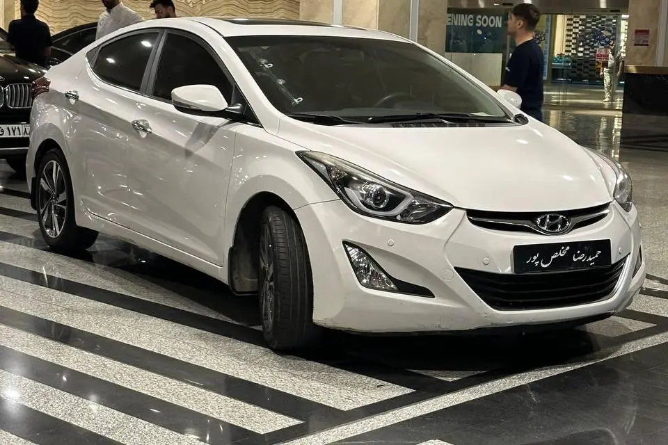 هیوندای،  النترا
