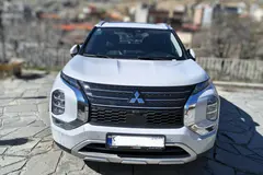 میتسوبیشی، اوتلندر